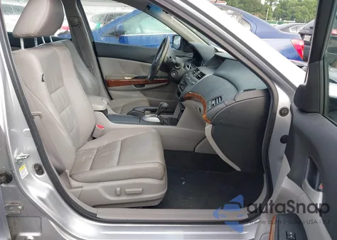 2011 Honda Accord 2.4 Ex-L z USA, uszkodzony, nr VIN 1HGCP2F89BA112201